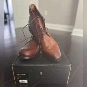 Frye Bowery Chukka Boots - New with Box - Mens size 12 - Cognac